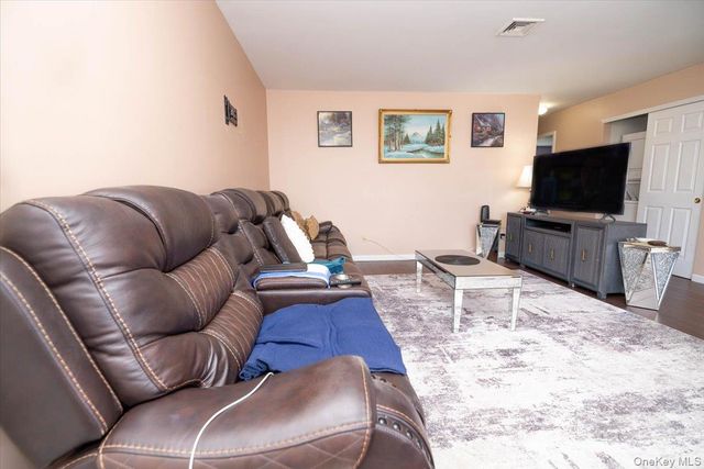 6 Danica Way 7-47, Liberty, NY 12754