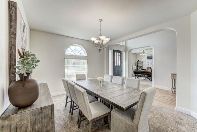 219 Bentwater Lane, Clute, TX 77531