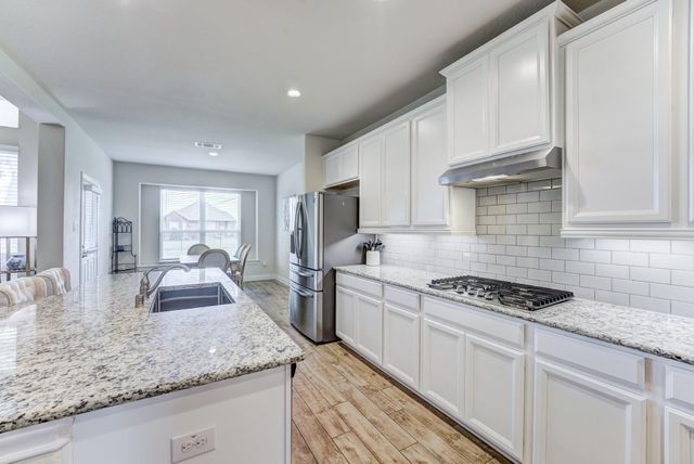 219 Bentwater Lane, Clute, TX 77531