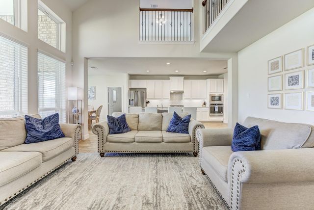 219 Bentwater Lane, Clute, TX 77531