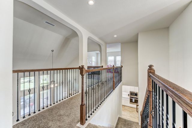 219 Bentwater Lane, Clute, TX 77531