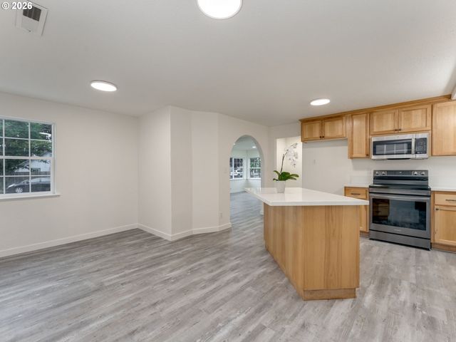 2615 K St, Vancouver, WA 98663
