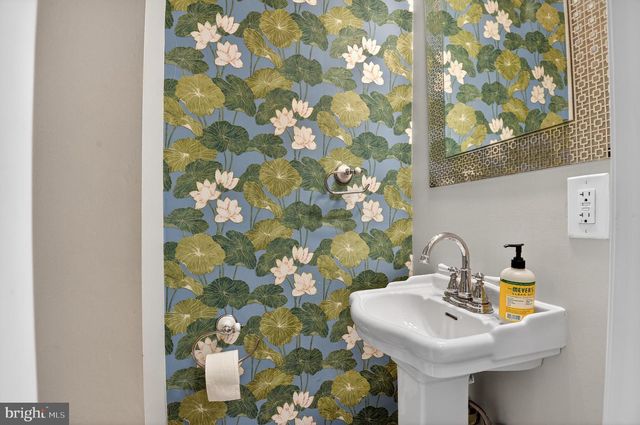 510 12TH ST NE, Washington, DC 20002