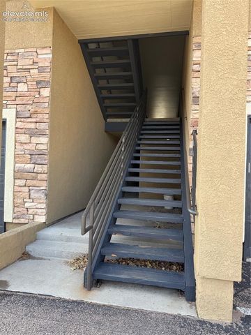 2055 Montura View 204, Colorado Springs, CO 80919