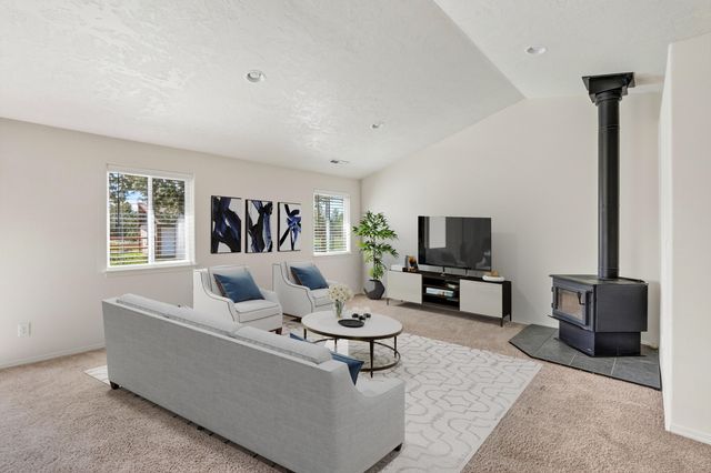 5597 SW Elkhorn Lane, Terrebonne, OR 97760