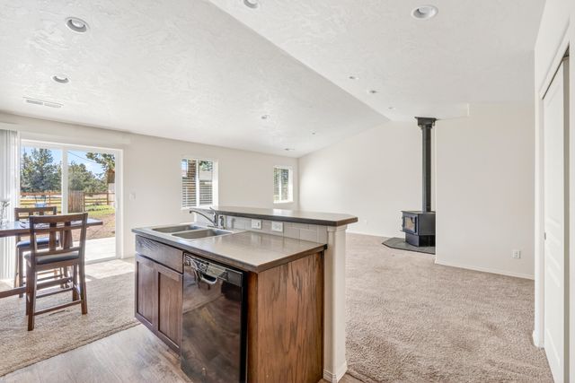 5597 SW Elkhorn Lane, Terrebonne, OR 97760