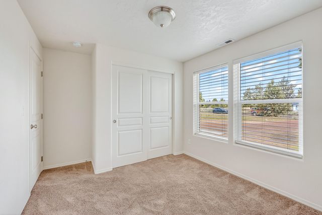 5597 SW Elkhorn Lane, Terrebonne, OR 97760