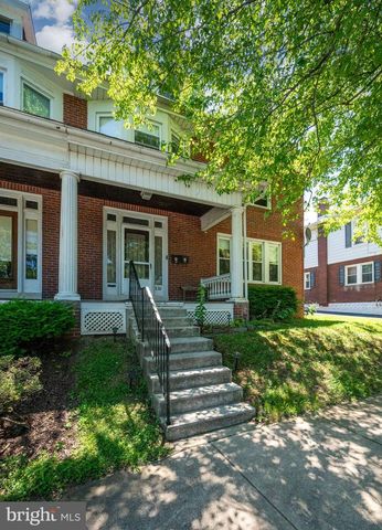 826 DOUGLASS ST, Wyomissing, PA 19610