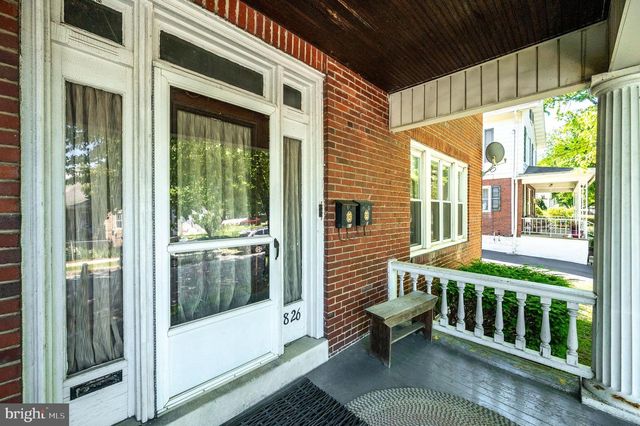 826 DOUGLASS ST, Wyomissing, PA 19610