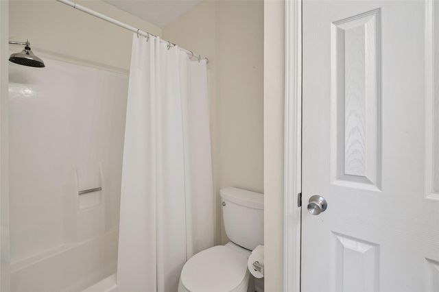 2020 Harbour Drive, Seabrook, TX 77586