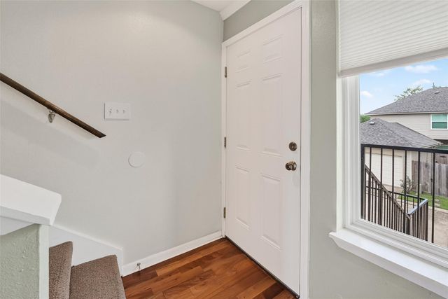 2020 Harbour Drive, Seabrook, TX 77586