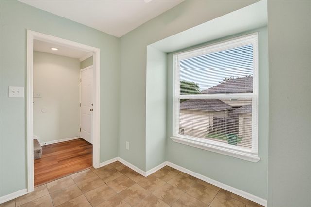2020 Harbour Drive, Seabrook, TX 77586