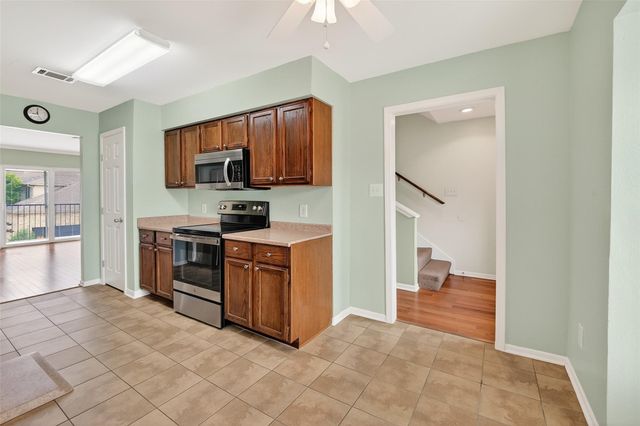 2020 Harbour Drive, Seabrook, TX 77586