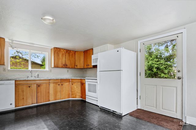 2613 N Woody Dr., Boise, ID 83703