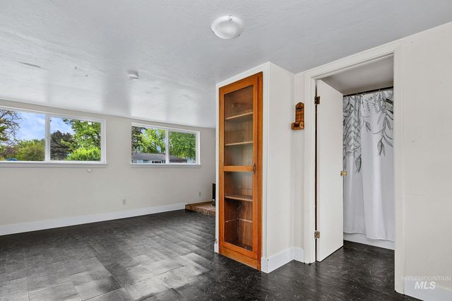 2613 N Woody Dr., Boise, ID 83703