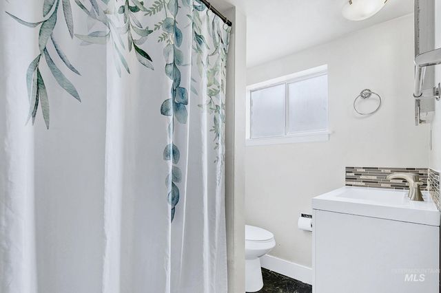 2613 N Woody Dr., Boise, ID 83703
