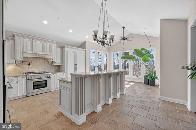 4803 SMOKEY CT, Frederick, MD 21702