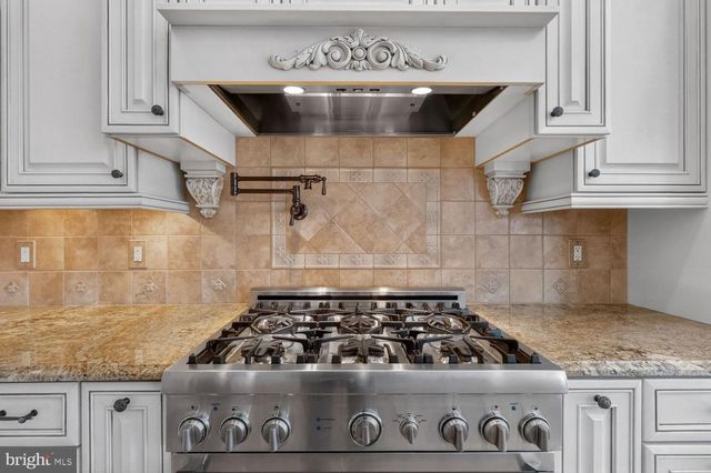 4803 SMOKEY CT, Frederick, MD 21702