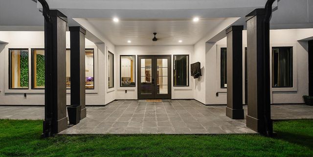 425 N Copa Palm Loop, Montgomery, TX 77316