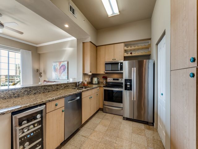 3225 Turtle Creek Boulevard 1110, Dallas, TX 75219