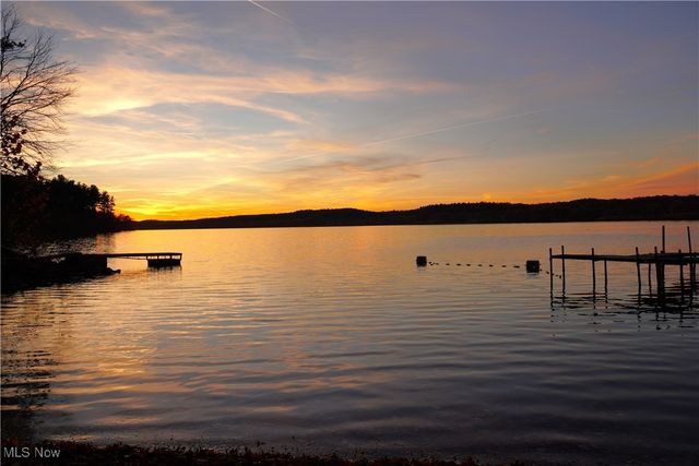 2319 Camille Road SW, Sherrodsville, OH 44675