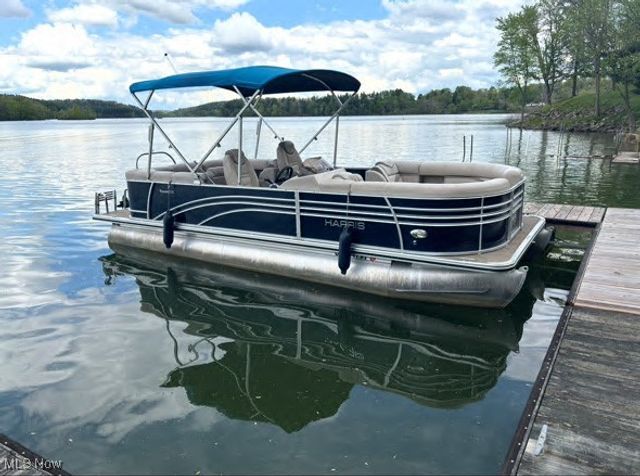 2319 Camille Road SW, Sherrodsville, OH 44675