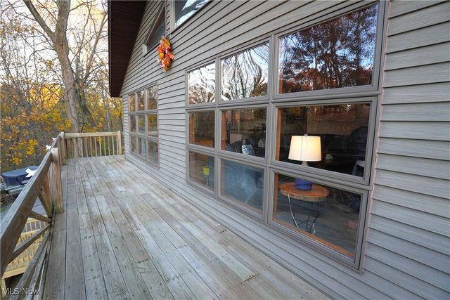 2319 Camille Road SW, Sherrodsville, OH 44675