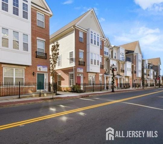 24 Roosevelt Avenue B, Carteret, NJ 07008