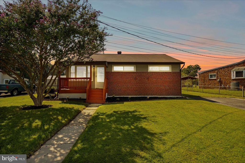 28 W FURNACE BRANCH RD, Glen Burnie, MD 21061