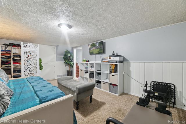 5605 Kingfisher Lane, Independence Charter Township, MI 48346