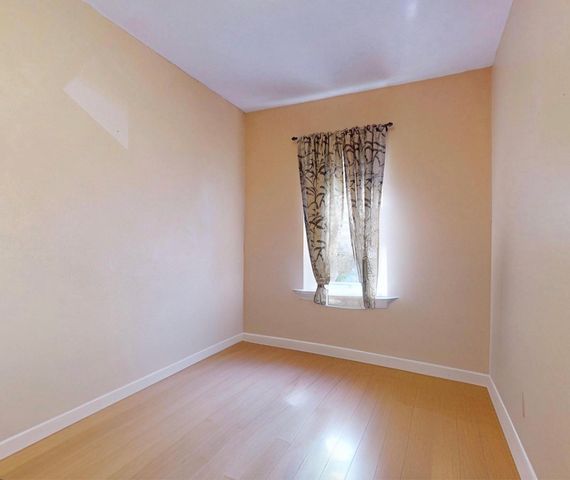 122 Chestnut Street 2, Chelsea, MA 02150