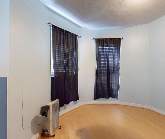 122 Chestnut Street 2, Chelsea, MA 02150