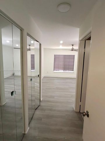 1430 SW 85th Ter, Pembroke Pines, FL 33025