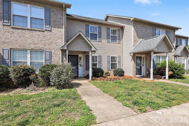 4206 Bentley Drive, Randleman, NC 27317