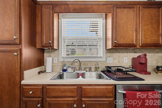 4206 Bentley Drive, Randleman, NC 27317