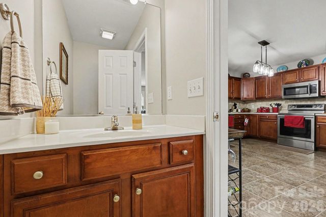 4206 Bentley Drive, Randleman, NC 27317