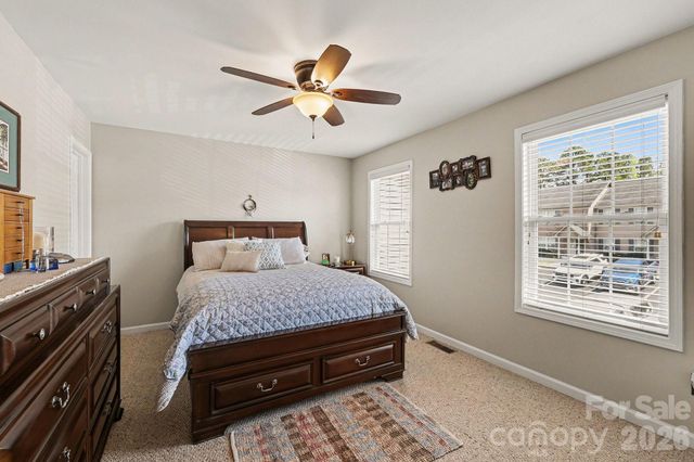 4206 Bentley Drive, Randleman, NC 27317