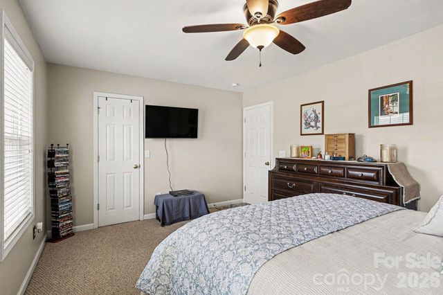 4206 Bentley Drive, Randleman, NC 27317
