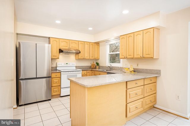 1501 TEMPLETON PL, Rockville, MD 20852