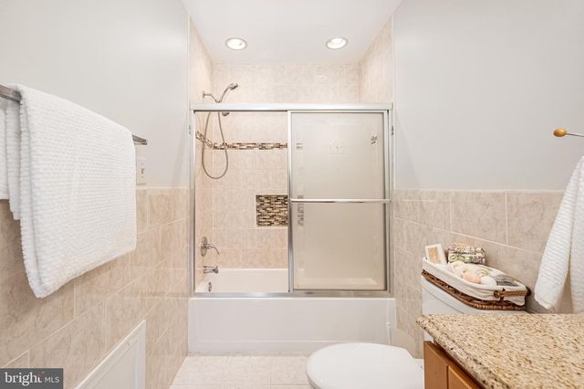 1501 TEMPLETON PL, Rockville, MD 20852