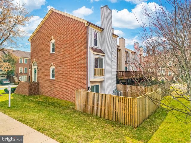 1501 TEMPLETON PL, Rockville, MD 20852