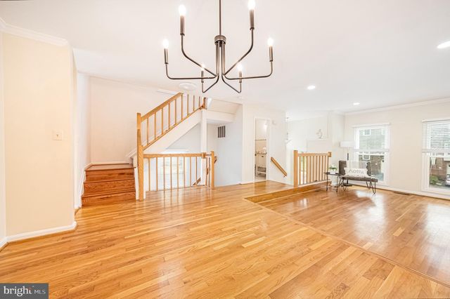 1501 TEMPLETON PL, Rockville, MD 20852