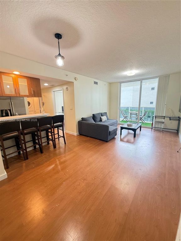 601 NE 23rd St 901, Miami, FL 33137