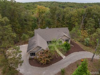 2464 Alpine Hills Drive, Innsbrook, MO 63390