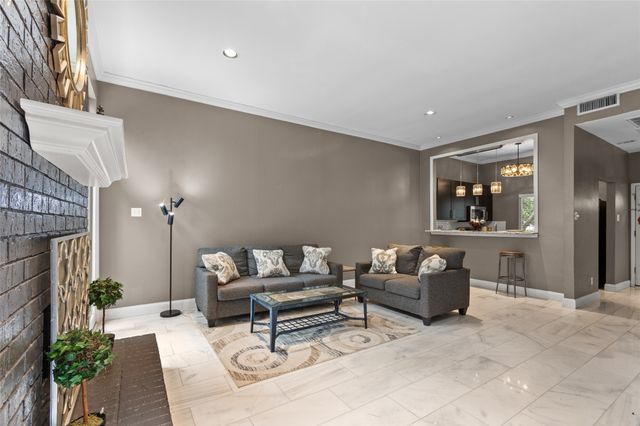 4015 Holland Avenue 110, Dallas, TX 75219