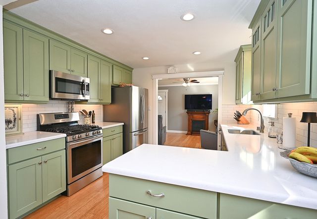 1215 S Livermore Avenue, Livermore, CA 94550