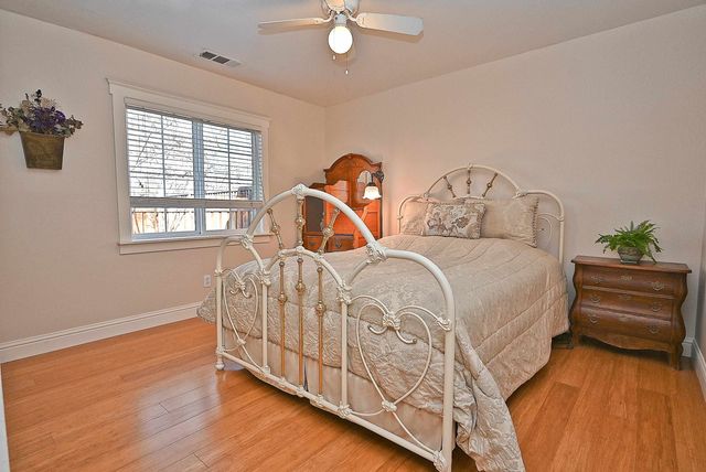 1215 S Livermore Avenue, Livermore, CA 94550