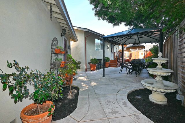 1215 S Livermore Avenue, Livermore, CA 94550