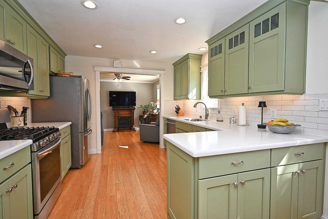 1215 S Livermore Avenue, Livermore, CA 94550