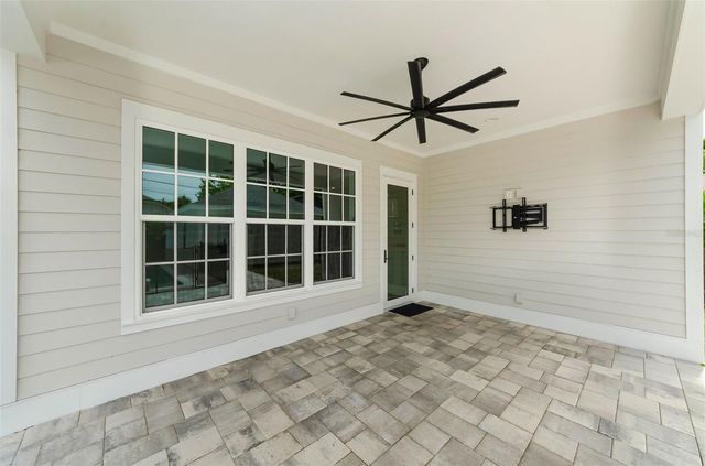 2550 DARTMOUTH AVENUE N, St Petersburg, FL 33713